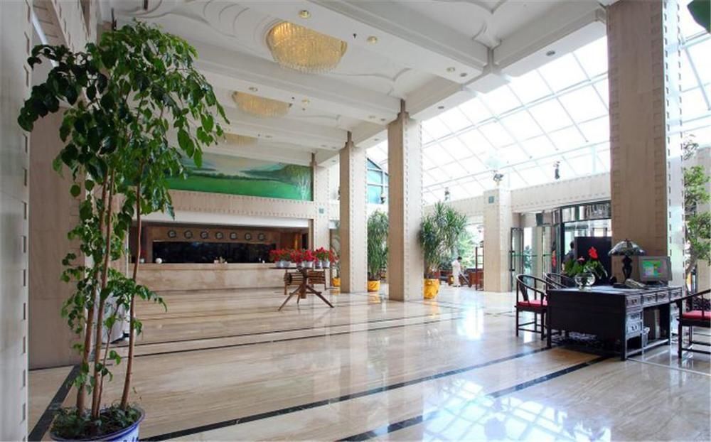 Далянь: Xinghai Golf Hotel