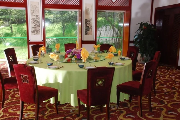 Пекин: Fragrant Hill Hotel Beijing