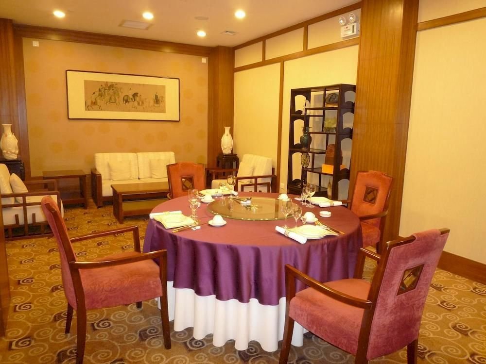 Пекин: Fragrant Hill Hotel Beijing