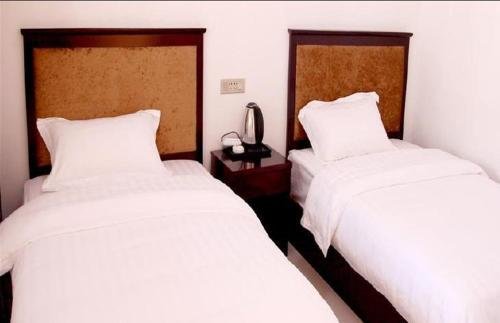 Эньши: Luofu Hotel