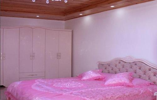Эньши: Luofu Hotel