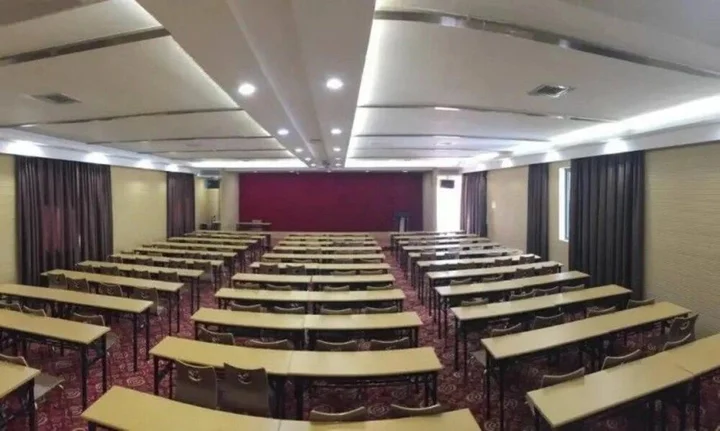 Дунгуань: Wenxing Hotel Chain Dongguan Qifeng