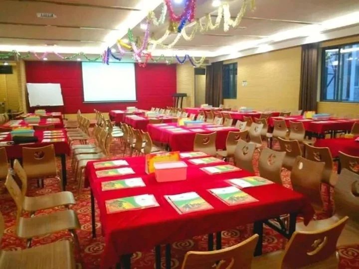 Дунгуань: Wenxing Hotel Chain Dongguan Qifeng
