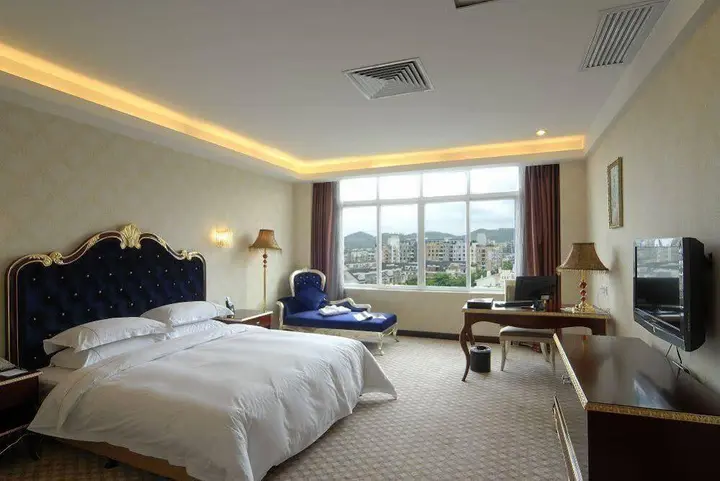 Чжуншань: Jinhong Hotel