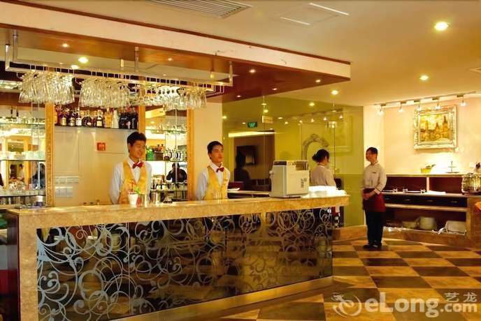 Чжуншань: Jinhong Hotel