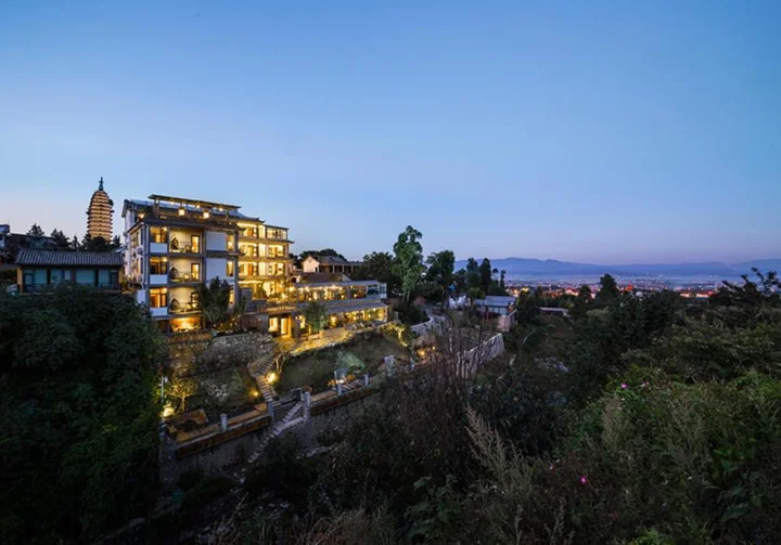 Дали: Dali Valley Resort