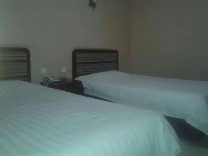 Хандань: Zhicheng Inn