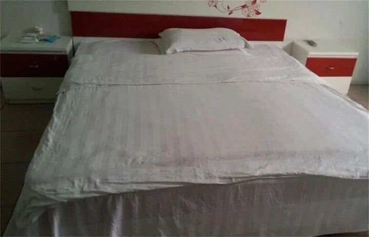 Ибинь: Xinwen Xingsheng Business Hotel
