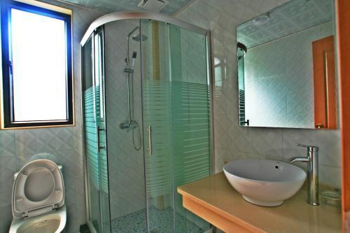 Чжоушань: Freedom Bay Yujia Inn