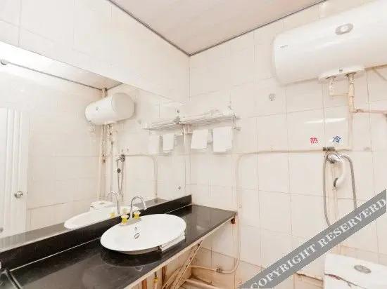 Синтай: Qinghua Business Hotel