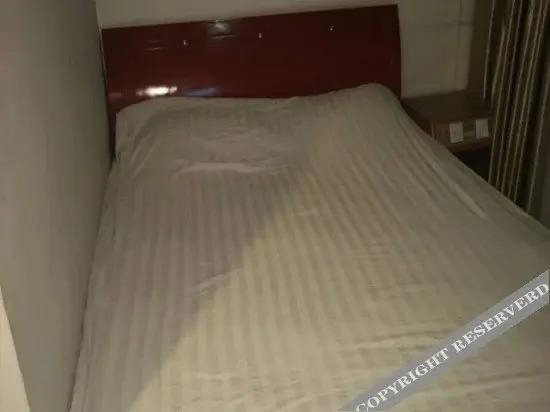 Синтай: Qinghua Business Hotel