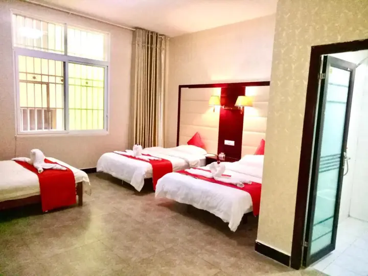 Цзинхун: Xishuangbanna Aerial Garden Jinjiangnan Mekong River South Business Hotel