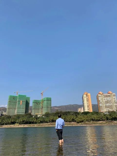 Цзинхун: Xishuangbanna Aerial Garden Jinjiangnan Mekong River South Business Hotel