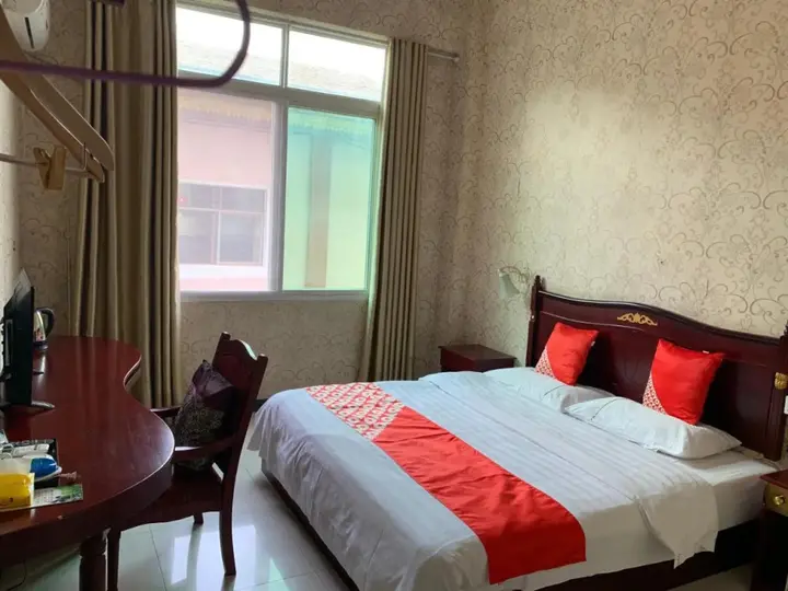 Цзинхун: Xishuangbanna Aerial Garden Jinjiangnan Mekong River South Business Hotel