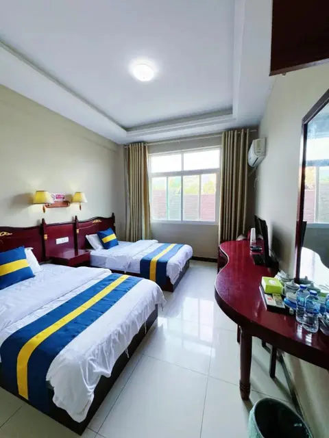 Цзинхун: Xishuangbanna Aerial Garden Jinjiangnan Mekong River South Business Hotel