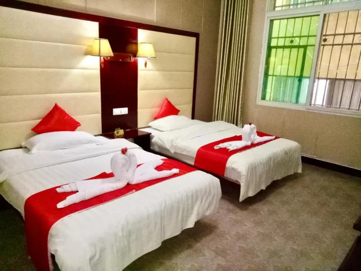Цзинхун: Xishuangbanna Aerial Garden Jinjiangnan Mekong River South Business Hotel
