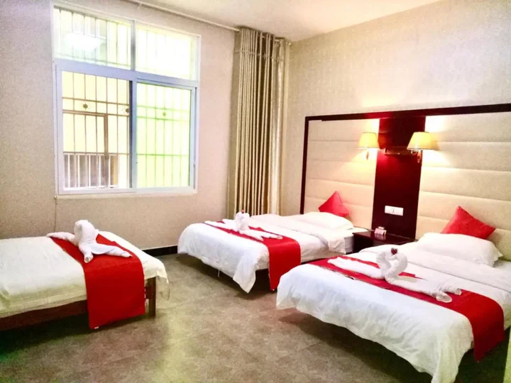 Цзинхун: Xishuangbanna Aerial Garden Jinjiangnan Mekong River South Business Hotel
