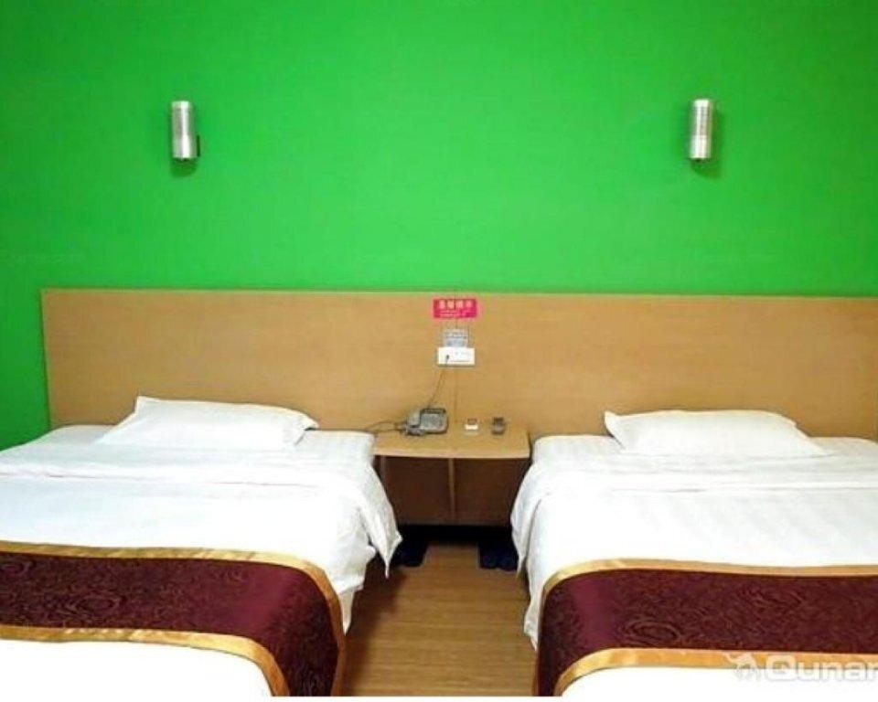 Эньши: Enshi Fast 8 Business Inn