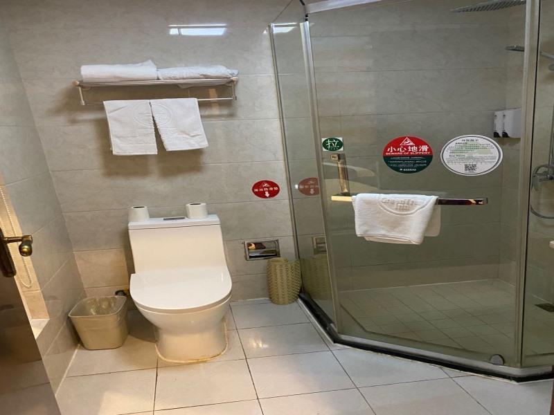 Шанхай: Greentreea Inn Shanghai Jinshan Wanda Plaza Longxi
