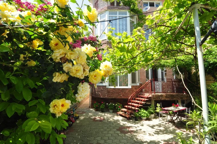 Анапа: Guest House Korsika