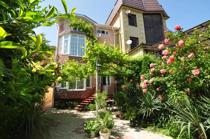 Анапа: Guest House Korsika