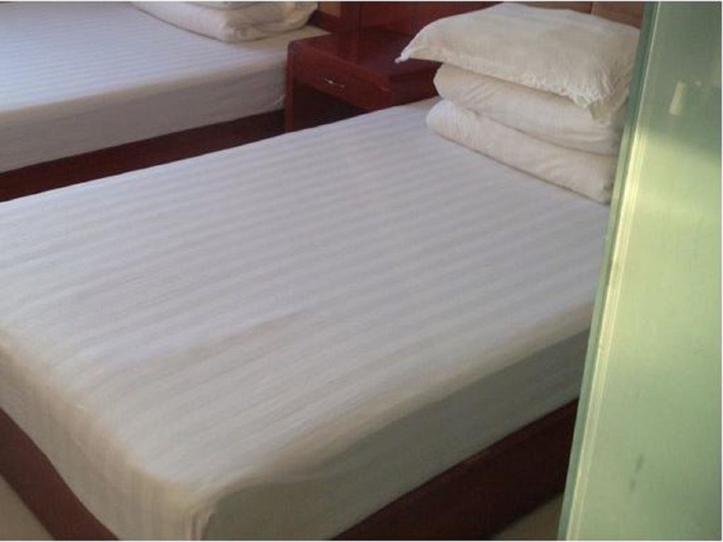 Таншань: Qiangguo Express Inn