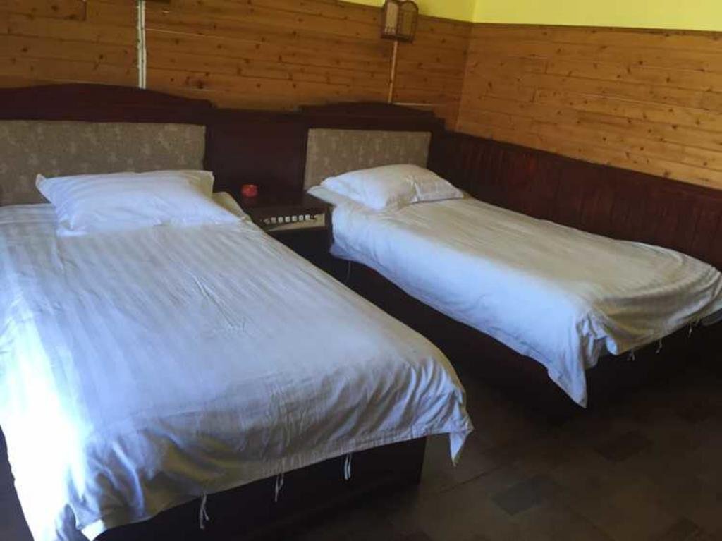 Ибинь: Lushengzhai Inn