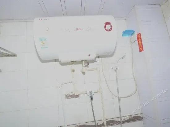 Баодин: Junlan Hotel