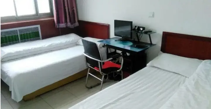 Баодин: Junlan Hotel
