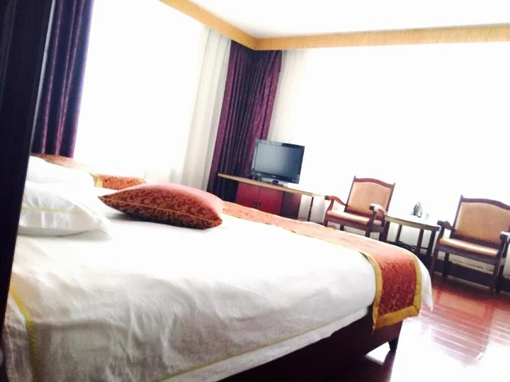 Лешан: Leshan Hongxiu Hotel