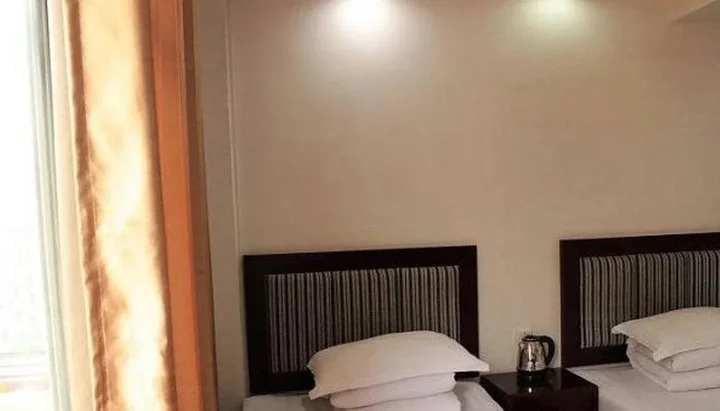 Эньши: Ziyunxin Inn