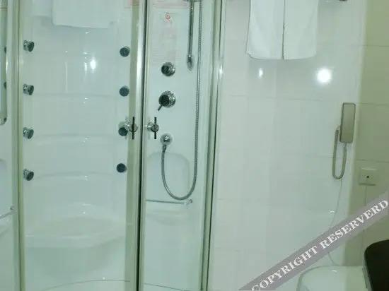 Гуйлинь: Taojiang Hotel