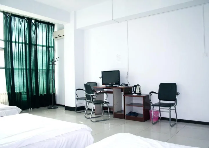 Таншань: Taijin Hotel