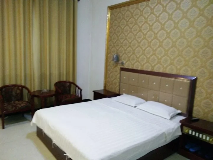 Баодин: Xintai Express Hotel