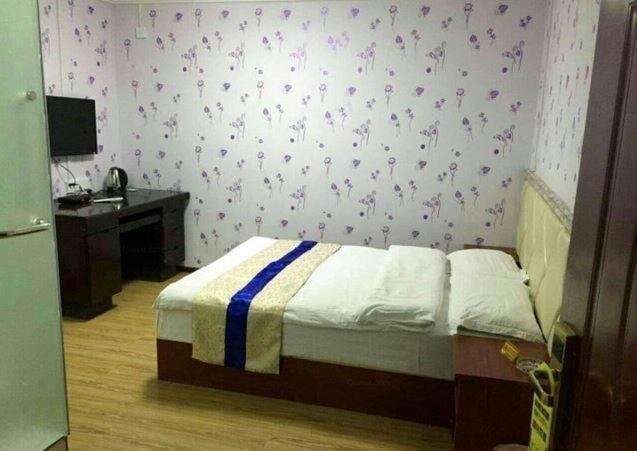 Эньши: Next Station Youth Hostel