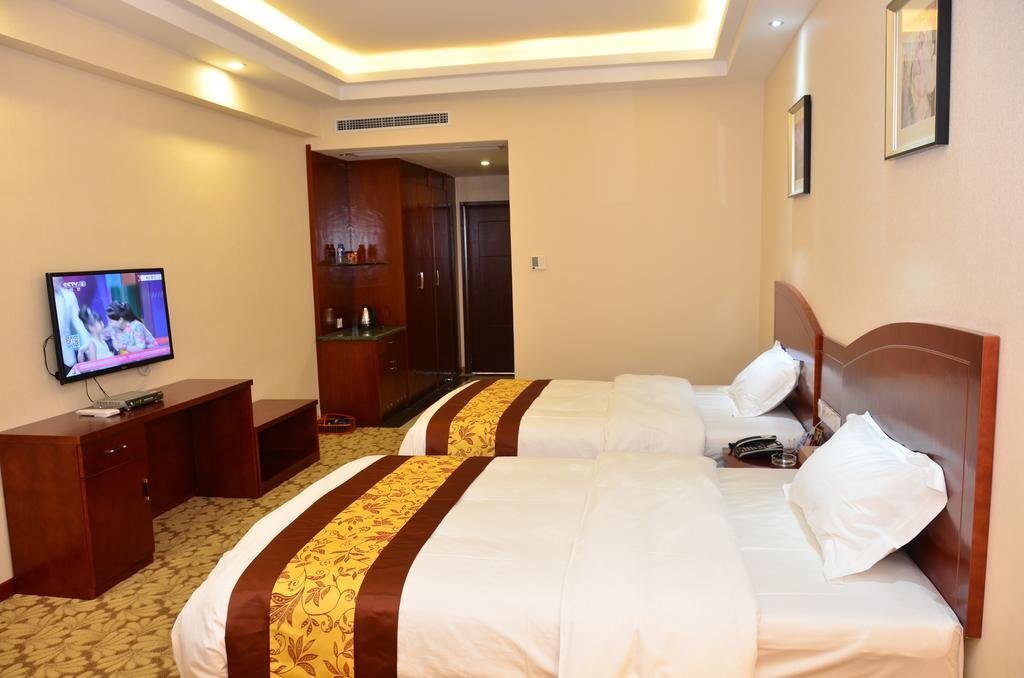 Лунъянь: Xinde Inn