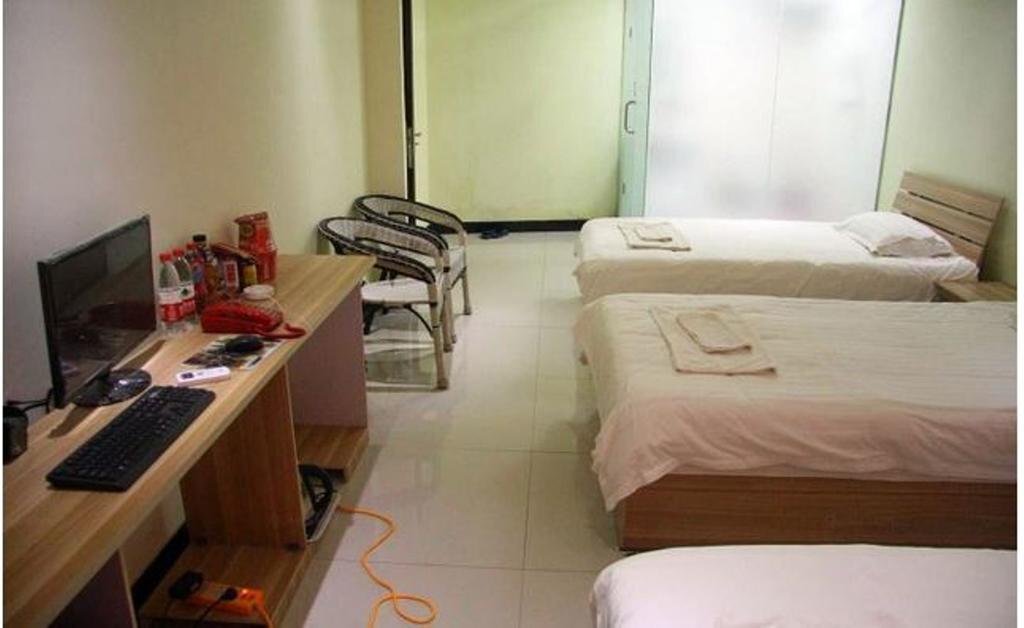 Хандань: Zhenglong Express Hotel