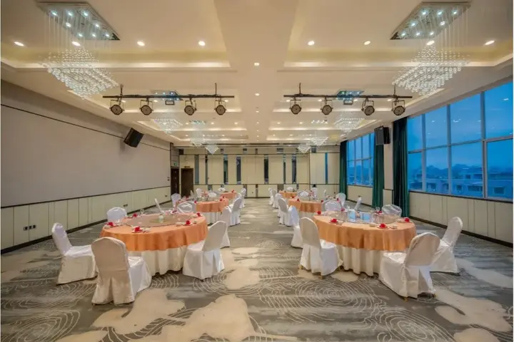 Гуйлинь: Days Hotel by Wyndham Guilin
