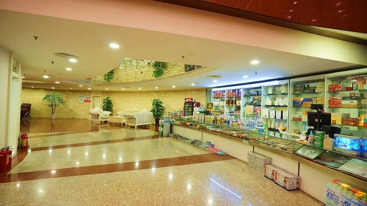 Гуйлинь: GuiLin HongKong Hotel