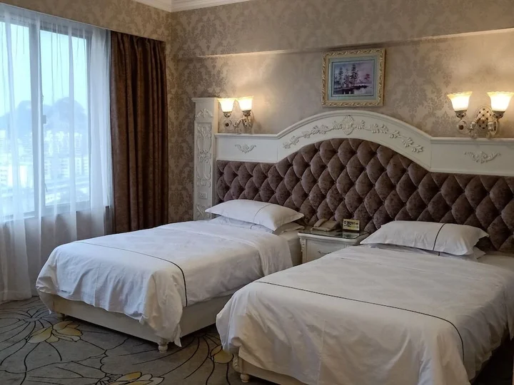 Гуйлинь: GuiLin HongKong Hotel