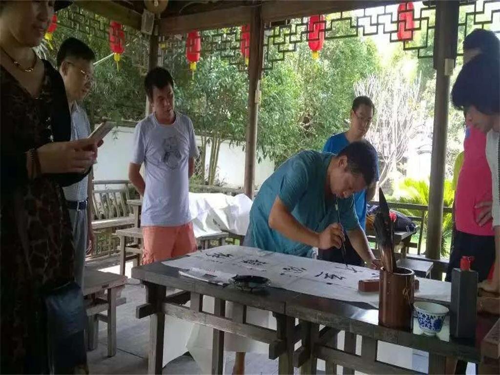 Шанграо: Wuyuan Yawanju Inn