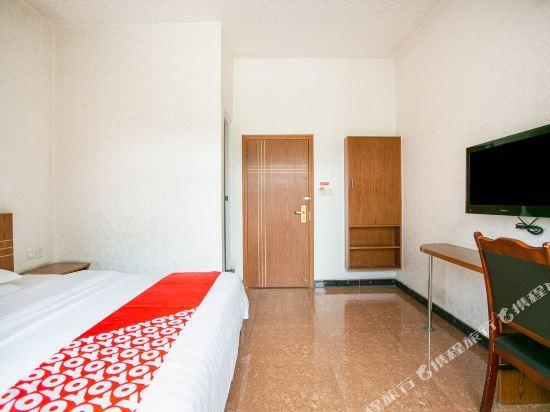 Яань: Ya'an Hongxing Hotel