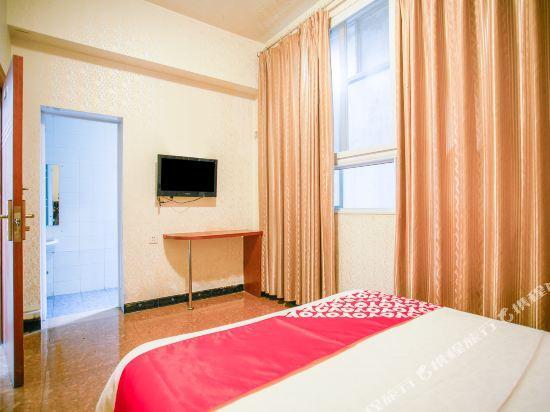 Яань: Ya'an Hongxing Hotel