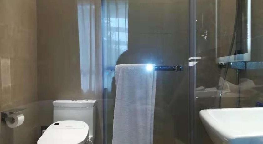 Чжуншань: Zhongshan Tegao Business Hotel