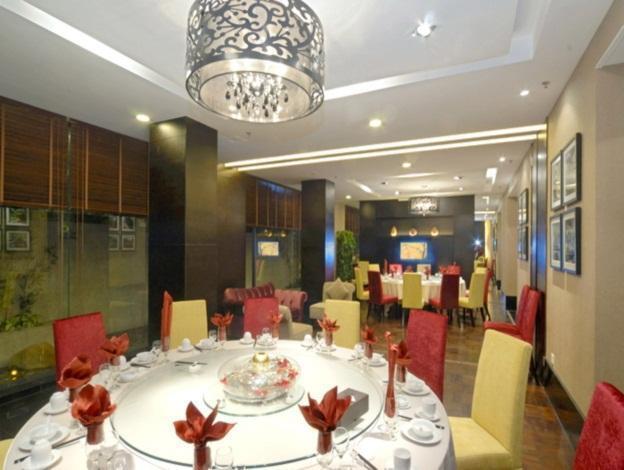 Чжуншань: Zhongshan Tegao Business Hotel