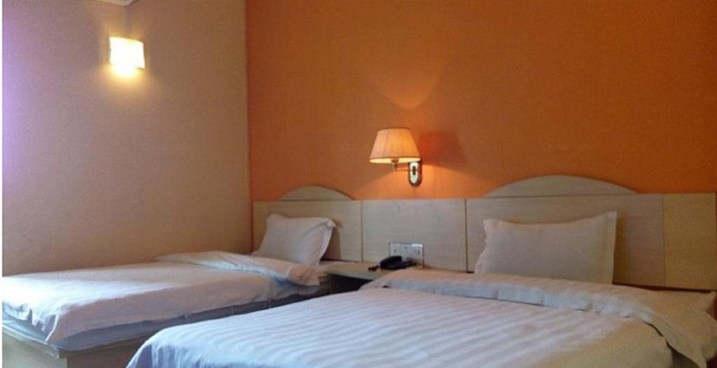 Чжуншань: Laian Business Hotel