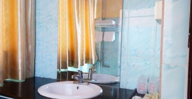 Чжуншань: Laian Business Hotel