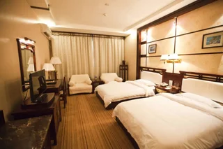Яншо: YangShuo New Century Hotel