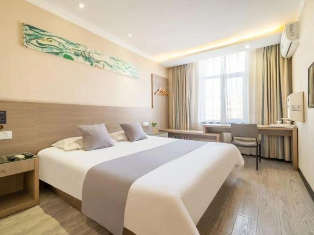 Далянь: Eaka 365 Hotel Dalian Ganjingzi Street