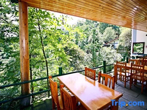 Лешан: Mingxiuya Leisure Villa